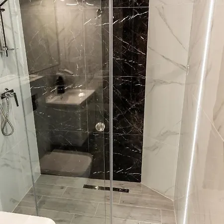 любокрай готельно-відпочинковий комплекс *