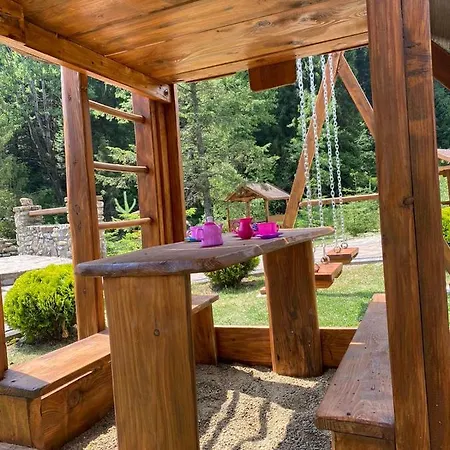 Hotel любокрай готельно-відпочинковий комплекс *