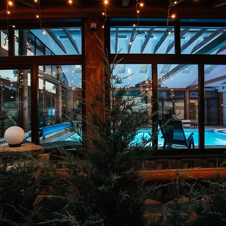 Hotel любокрай готельно-відпочинковий комплекс *