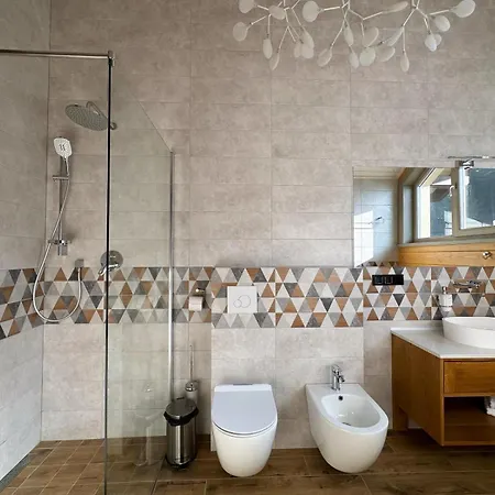 Hotel любокрай готельно-відпочинковий комплекс